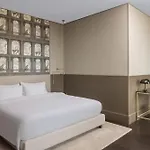 Radisson Collection Hotel, Antica Ξενοδοχείο