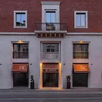 Radisson Collection Hotel, Antica Ρώμη