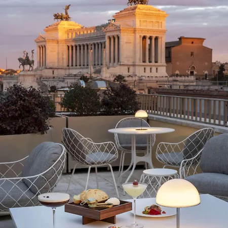 Radisson Collection Hotel, Antica 5* Rzym