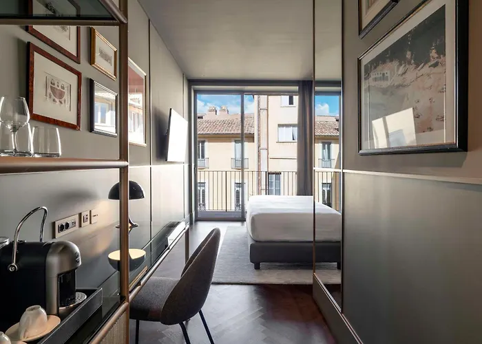 Radisson Collection Hotel, Antica Hotel