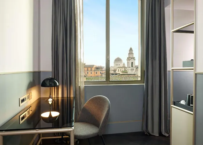 Radisson Collection Hotel, Antica Hotel Roma