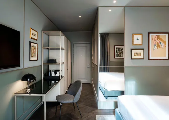 Radisson Collection Hotel, Antica Hotel Roma