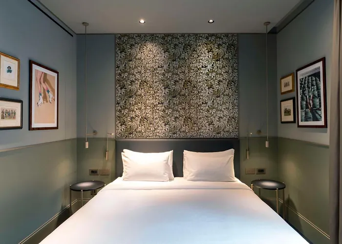 Radisson Collection Hotel, Antica Hotel 5*