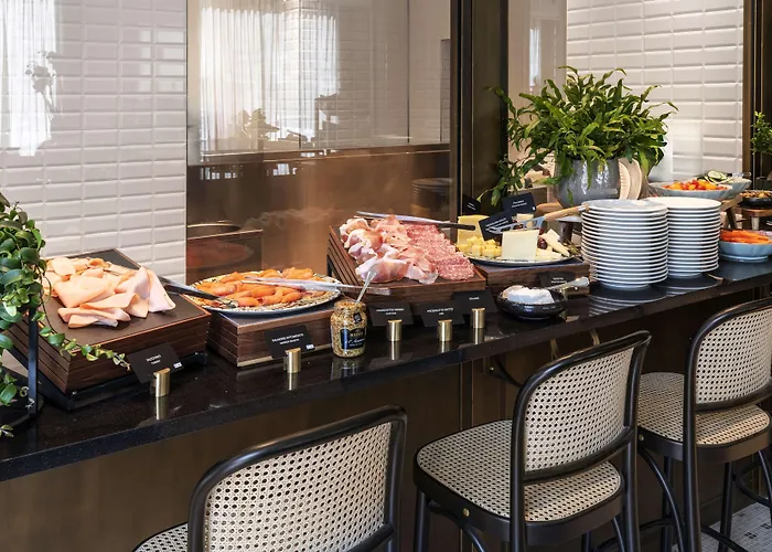 Radisson Collection Hotel, Antica Hotel 5*