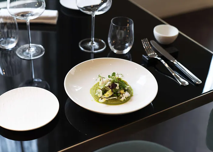 Radisson Collection Hotel, Antica Hotel 5*