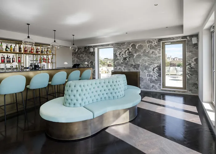 Radisson Collection Hotel, Antica Hotel Roma