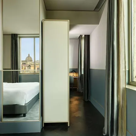 Radisson Collection Hotel, Antica 5* Roma