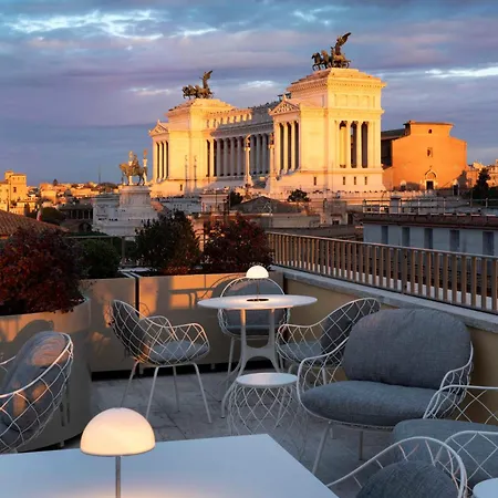 Radisson Collection Hotel, Antica 5* Rome