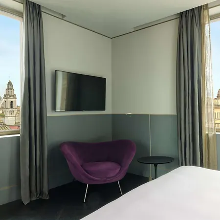 Radisson Collection Hotel, Antica Rome